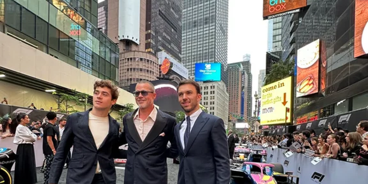 Fórmula 1: Brad Pitt, la estrella “fanática” de Franco Colapinto