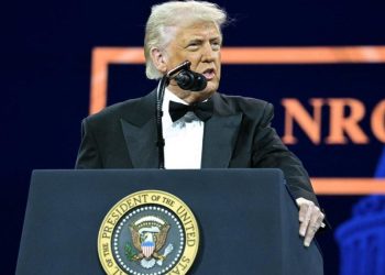 Fuerte advertencia de Donald Trump: “Todos deberían evacuar Teherán inmediatamente”