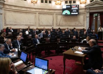 Guillermo Francos defenderá la gestión en el Senado en clima tenso por la condena a Cristina y el veto presidencial