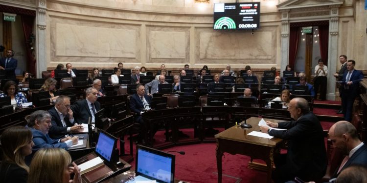 Guillermo Francos defenderá la gestión en el Senado en clima tenso por la condena a Cristina y el veto presidencial