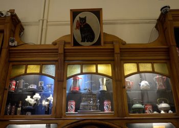 La larga vida de El Gato Negro: historia de un ícono porteño