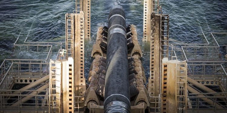 La Unión Europea busca endurecer sanciones a Rusia: reducirían el tope al petróleo y prohibirían Nord Stream