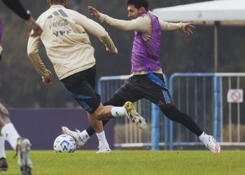 Lionel Scaloni rearma a la Selección: Lionel Messi titular, los líderes que regresan y la duda en la defensa