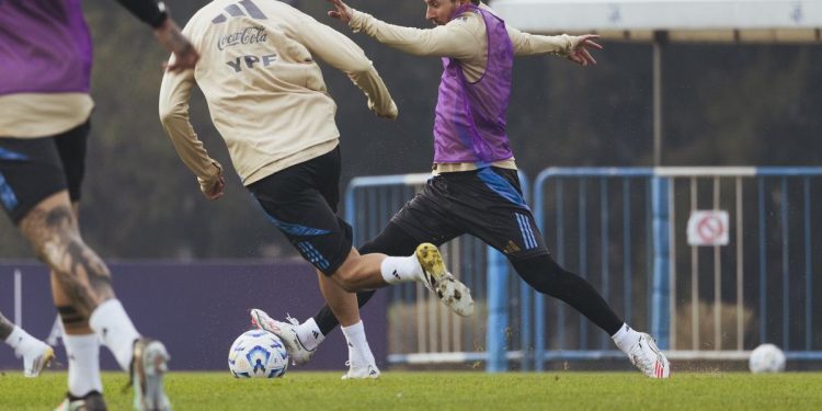 Lionel Scaloni rearma a la Selección: Lionel Messi titular, los líderes que regresan y la duda en la defensa