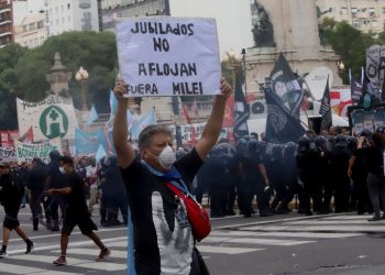 Mega marcha en el Congreso: protestas por jubilados, Ni Una Menos y el Hospital Garrahan