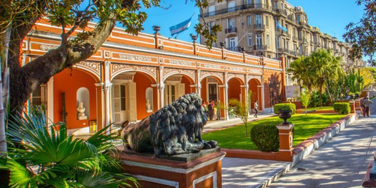 Por falta de pagos al personal de seguridad, museos nacionales funcionan al límite del cierre
