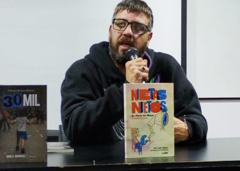 Presentaron el libro “30 mil. A 50 años del inicio del terror” en el Pozo de Banfield