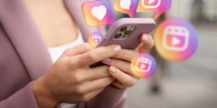 Qué significa subir historias a Instagram todos los días, según psicólogos