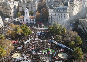Tobillera, balcón y despertar a la bestia dormida