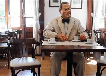 «Un café con Perón»: el Gobierno ordenó el desalojo y denuncian persecución ideológica