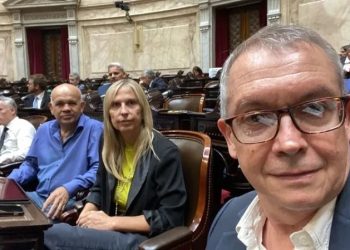 Pedrini, Chomiak y Leiva impulsan proyecto para restaurar organismos de seguridad vial y transporte