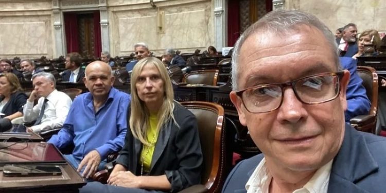 Pedrini, Chomiak y Leiva impulsan proyecto para restaurar organismos de seguridad vial y transporte