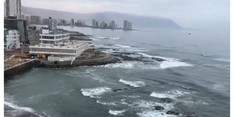 Alerta Tsunami en Chile: en una localidad costera nivel del mar subió 1,75 metros