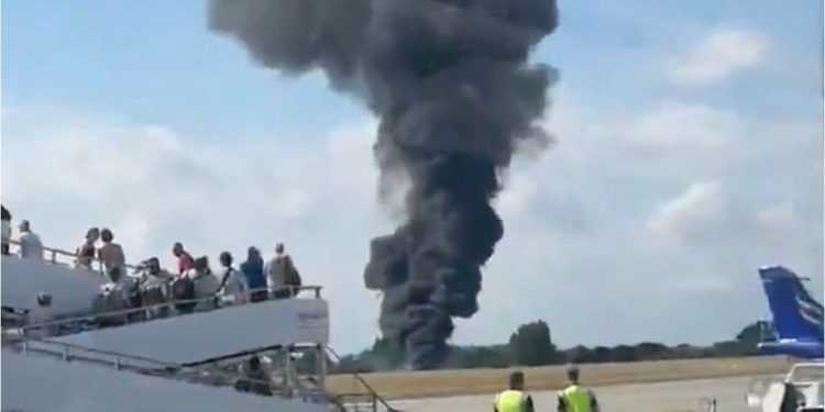 Así se estrelló tras el despegue el avión en el aeropuerto de Southend de Londres