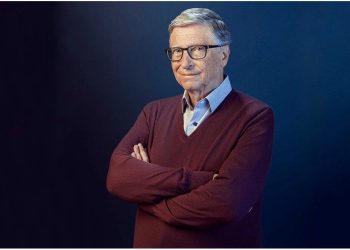 Bill Gates identificó tres profesiones que la inteligencia artificial no podrá reemplazar: cuáles son