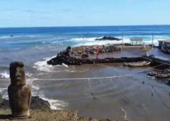 Chile mantiene el alerta roja por tsunami en zonas costeras y hay más de 1,5 millones de evacuados