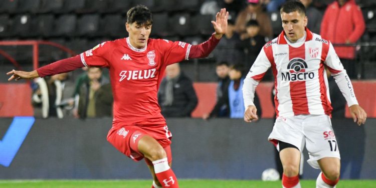 Copa Argentina: Huracán sigue en forma y pasó a Instituto por penales