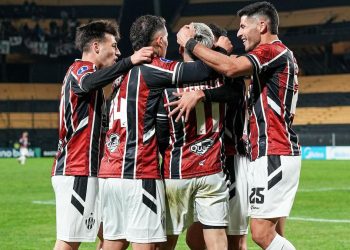 Copa Sudamericana: Central Córdoba brilló en Uruguay y se metió en los octavos