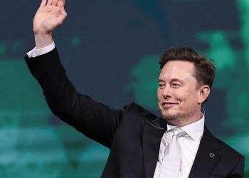 Crisis energética global: Elon Musk y una predicción que empezó a convertirse en realidad