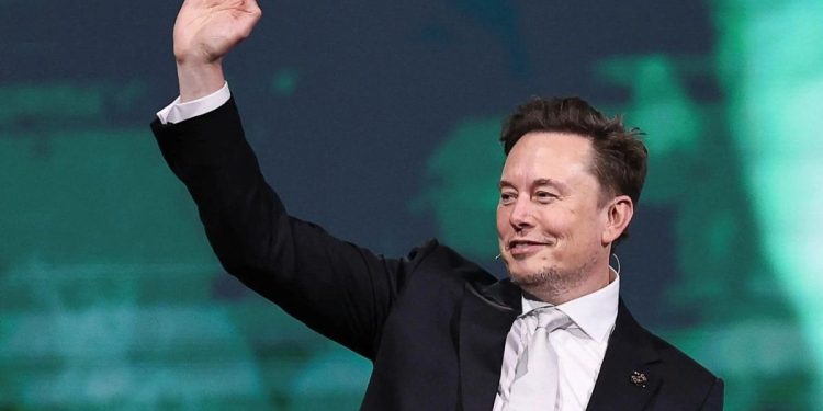Crisis energética global: Elon Musk y una predicción que empezó a convertirse en realidad