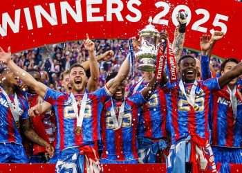 Escándalo con Lyon salpica al fútbol inglés: Crystal Palace no podrá jugar la Europa League