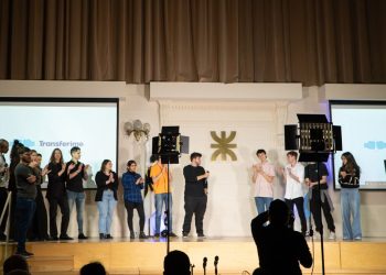 Inteligencia Artificial: estudiantes de la UTN crearon un asistente virtual que gestiona el cobro de honorarios de los psicólogos