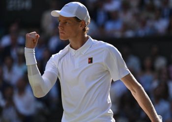Jannik Sinner dio vuelta el partido y se coronó en Wimbledon frente a Alcaraz