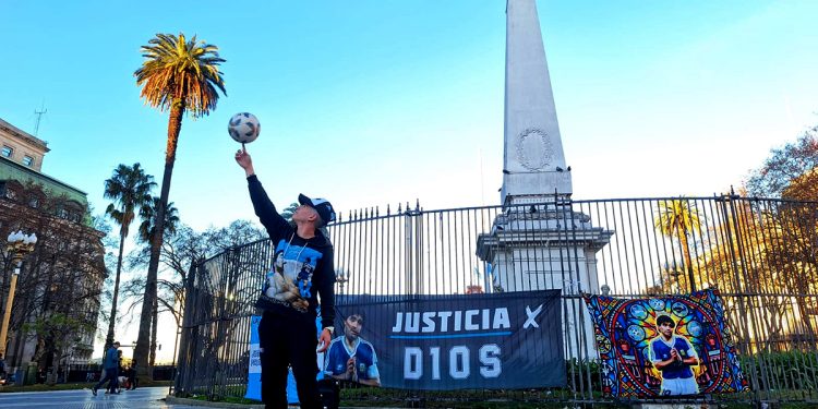 Justicia por D10S: una bandera que no se baja en Plaza de Mayo
