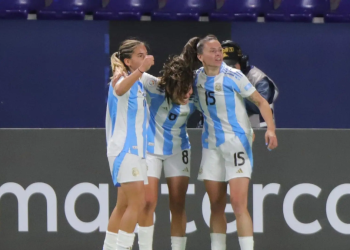 La Selección argentina se lo dio vuelta a Chile y dio un paso vital hacia las semis de la Copa América femenina
