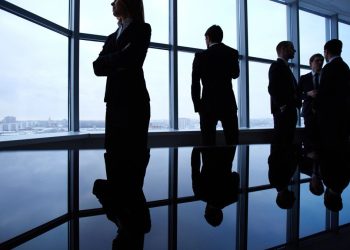 Las empresas argentinas avanzan con inteligencia artificial, pero el talento sigue siendo un obstáculo