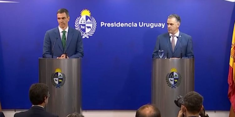 Pedro Sánchez pidió en Uruguay avanzar con el acuerdo entre la Unión Europea y el Mercosur