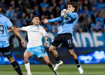 Racing venció a Belgrano en Córdoba y sumó sus primeros tres puntos del torneo