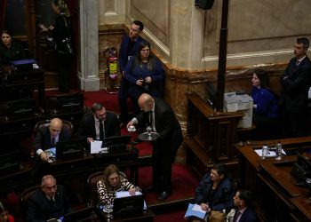 Tenso debate en el Senado: la oposición reunió el quórum, pero el oficialismo dice que la sesión es inválida