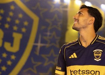 Volvió a casa: el tremendo recibimiento que la Bombonera le dio a Leandro Paredes