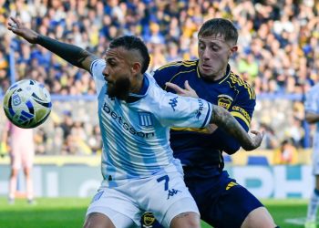 Boca salvó un punto en el final, pero su presente negro sigue sin terminar