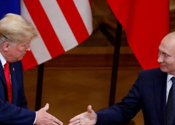 Donald Trump aseguró que su reunión con Vladimir Putin no está atada a un posterior encuentro con Zelenski