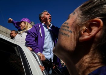 El jefe de campaña de Milei en PBA llamó «discapacitados» a quienes agredieron a la caravana presidencial