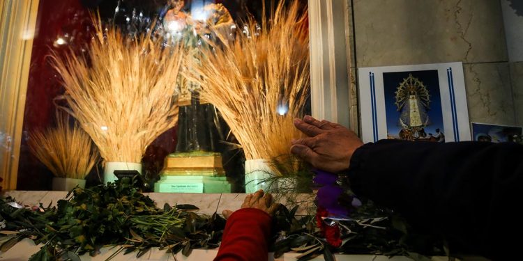 Espigas y lucha: lo que San Cayetano te da, Milei te lo quita