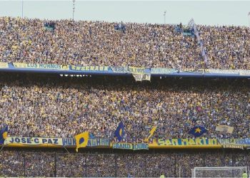 La crisis en Boca: el intenso reclamo de los hinchas en la Bombonera