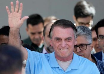 La Justicia brasileña flexibilizó el arresto domiciliario de Jair Bolsonaro: ahora podrá recibir visitas de familiares