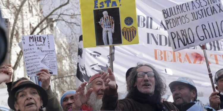 La Policía de la Ciudad detuvo a dos trabajadoras de prensa en la marcha de jubilados