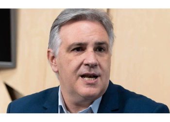 Martín Llaryora: “Nosotros le podemos dar clase de gestión al Gobierno”