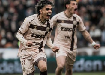 Platense le ganó a San Lorenzo en un partido lleno de polémicas y reclamos