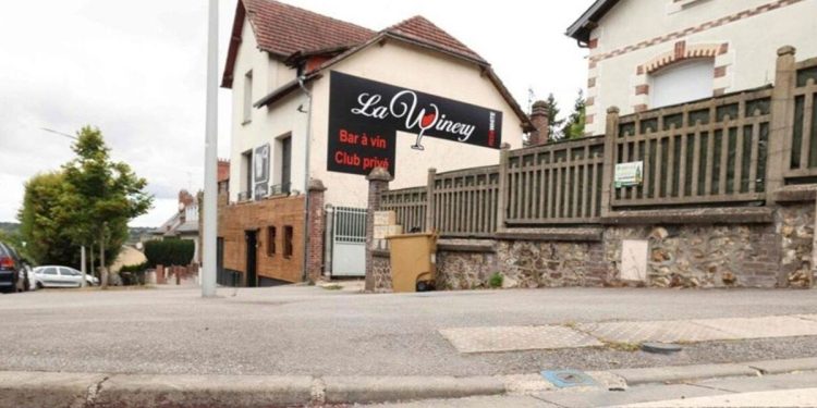 Tragedia en Francia: un conductor arremetió contra una multitud y provocó un muerto y cinco heridos