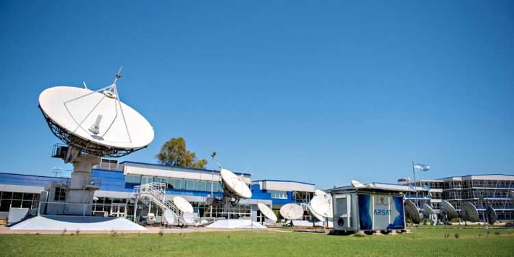 Tras una crisis sanitaria, votaron una ordenanza que regula las radiaciones de los celulares