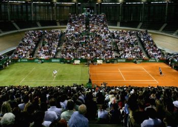 Único en la historia del tenis: el día que Roger Federer y Rafael Nadal se midieron en superficies distintas