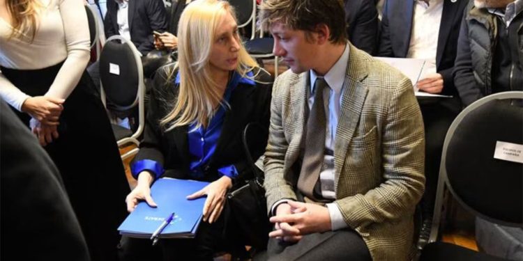 Zefico SA: la empresa que tiene a Santiago Caputo como único empleado y es investigada por lavado