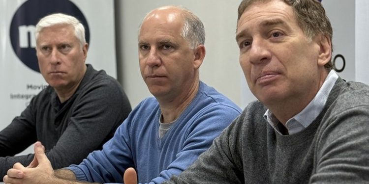 Acefalía en campaña de La Libertad Avanza: Diego Santilli gana centralidad ante faltazo de José Luis Espert