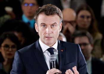 Crisis en Francia: Emmanuel Macron debe buscar su quinto primer ministro tras el fracaso de François Bayrou