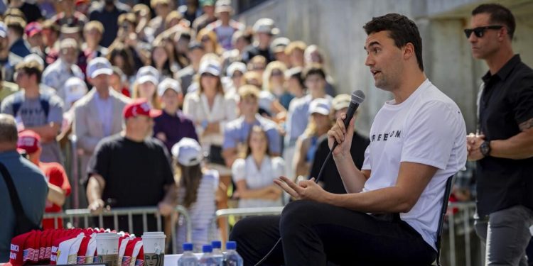 El funeral de Charlie Kirk será en un estadio y Donald Trump afirmó que asistirá